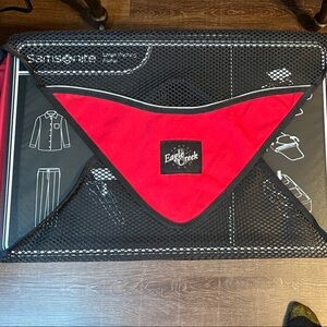 Eagle Creek Black and Red Travel Organizer 19 x 13